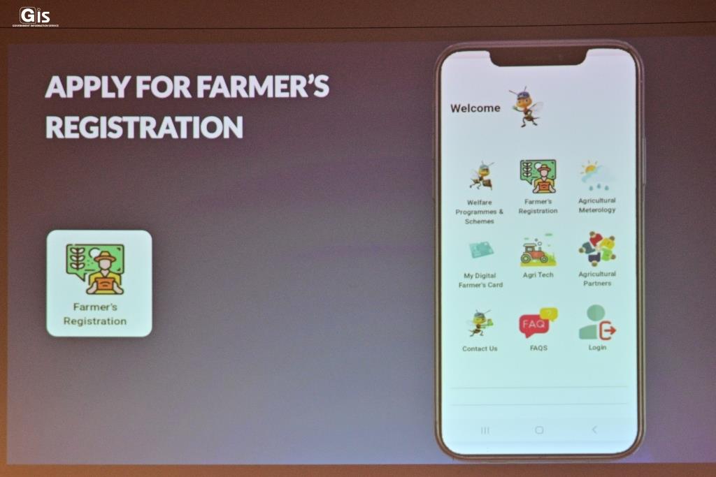 Agro-Industry: MoBeez Mobile Application launched for Small Farmers