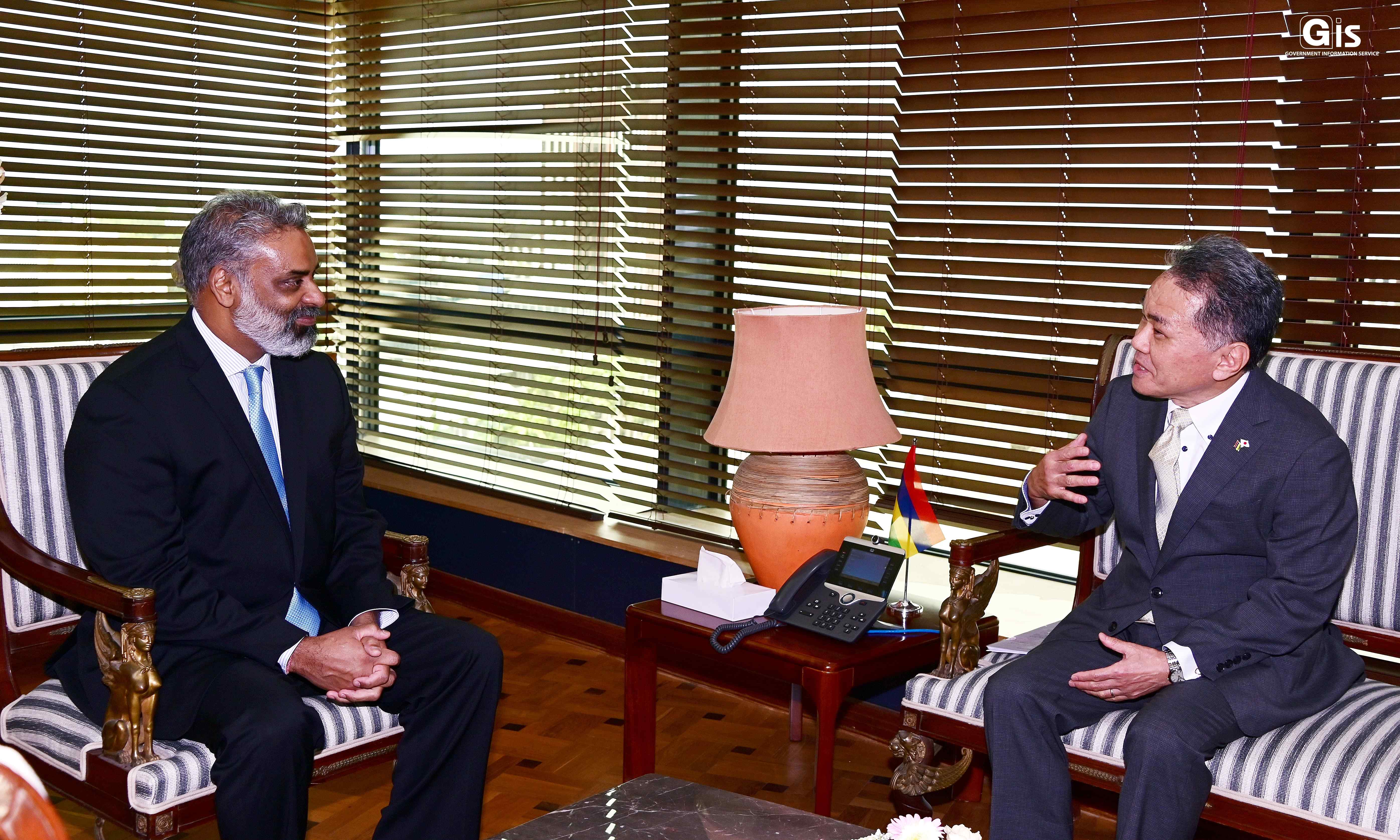 Ambassador of Japan to Mauritius discusses new avenues of cooperation ...