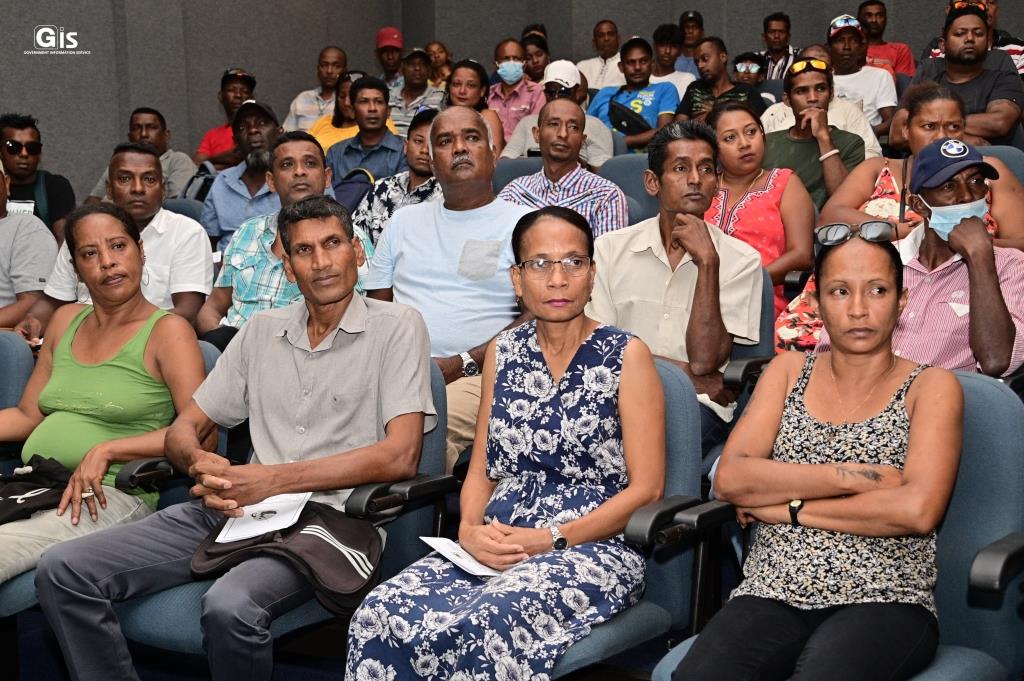 Award of certificates, artisanal fisher registration cards and shrimp ...