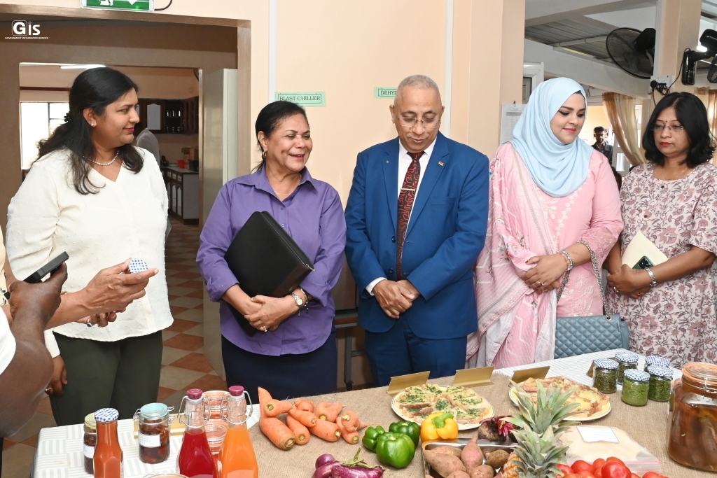 View of Sustainable Pasta: How the Short Supply Chain and Food Traceability Are ...