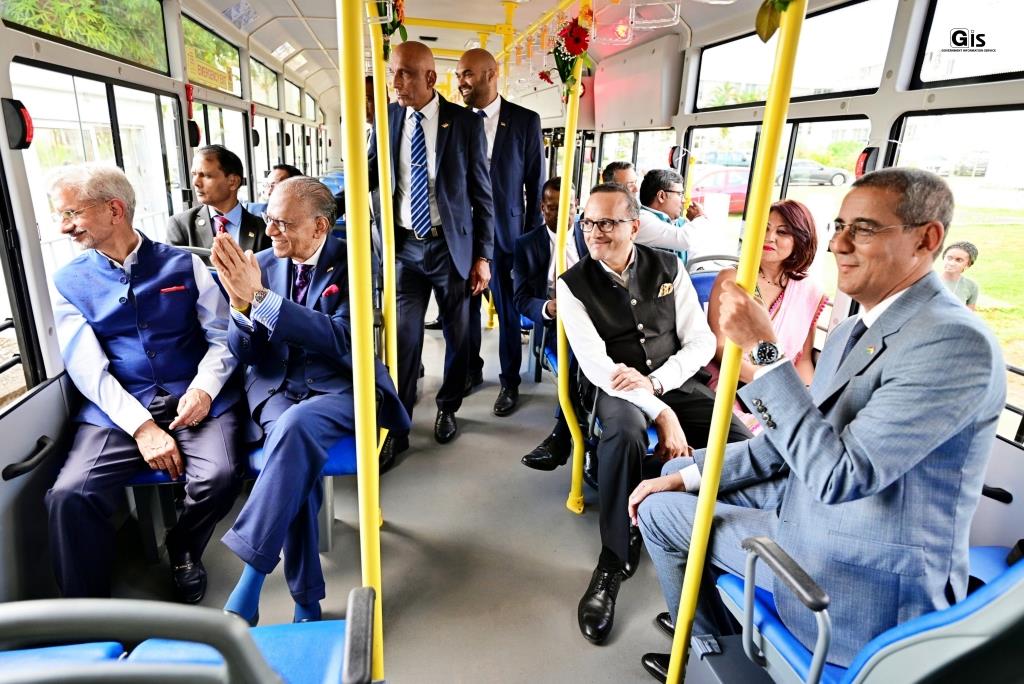 Mauritius Advances Green Transport with arrival of 90 Electric Buses ...