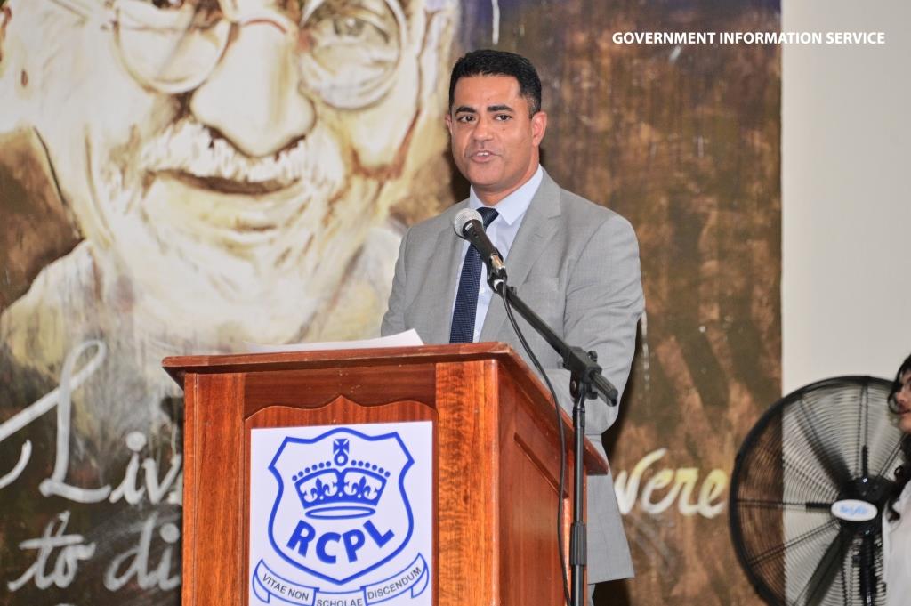 Mauritius Telecom Donates Equipment to Royal College Port Louis