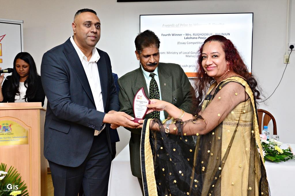 POWC hosts Prize Giving Ceremony to reward Public Officers’ achievements