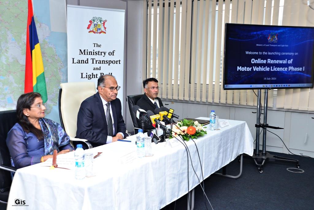 renewal-of-motor-vehicle-licence-of-private-cars-to-be-carried-out-on
