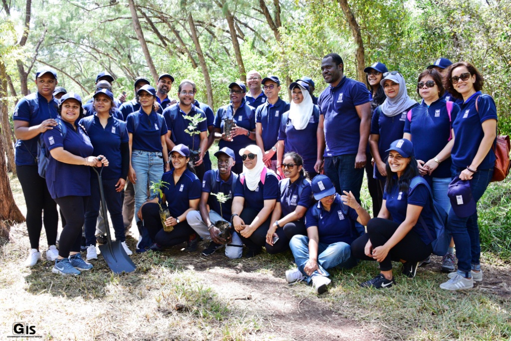 Ridge to Reef Project: Minister Gobin participates in forest ...