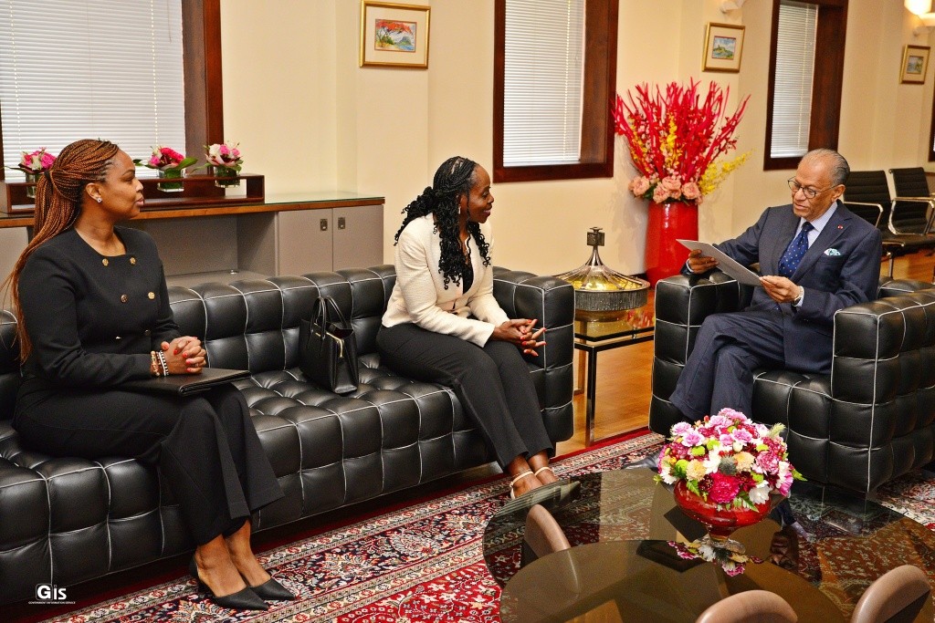 Rwandan Minister of Labour pays courtesy call on Prime Minister