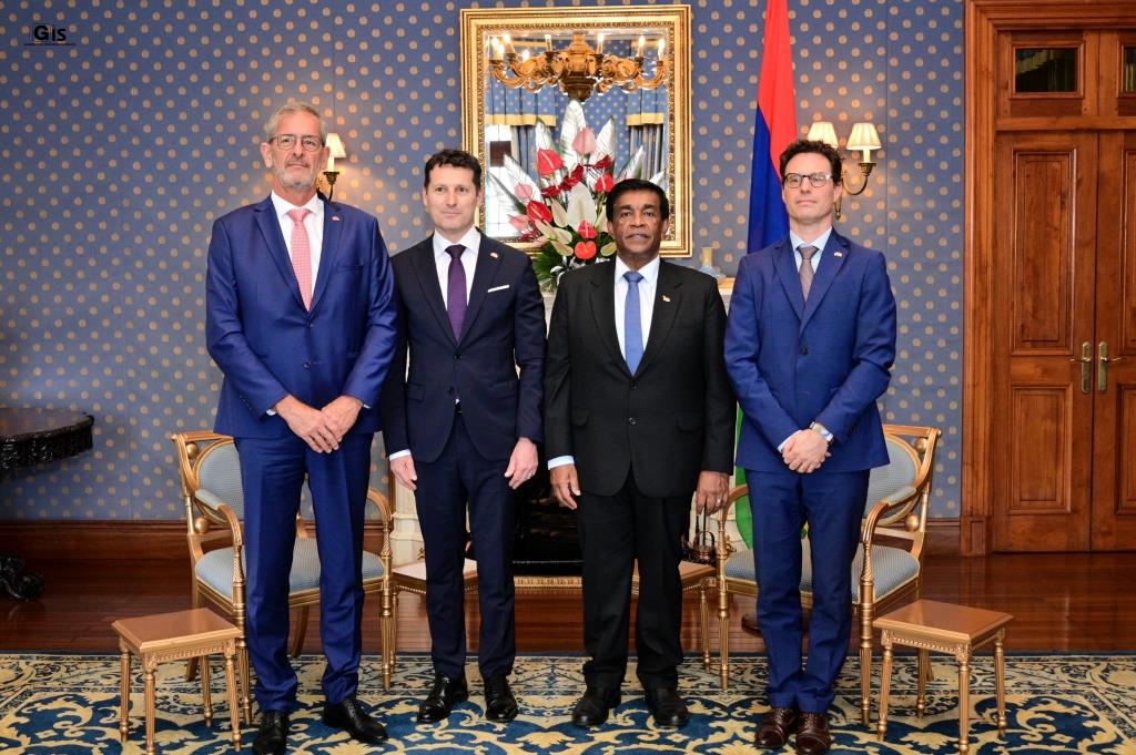 Swiss Ambassador presents Letters of Credence to President Roopun