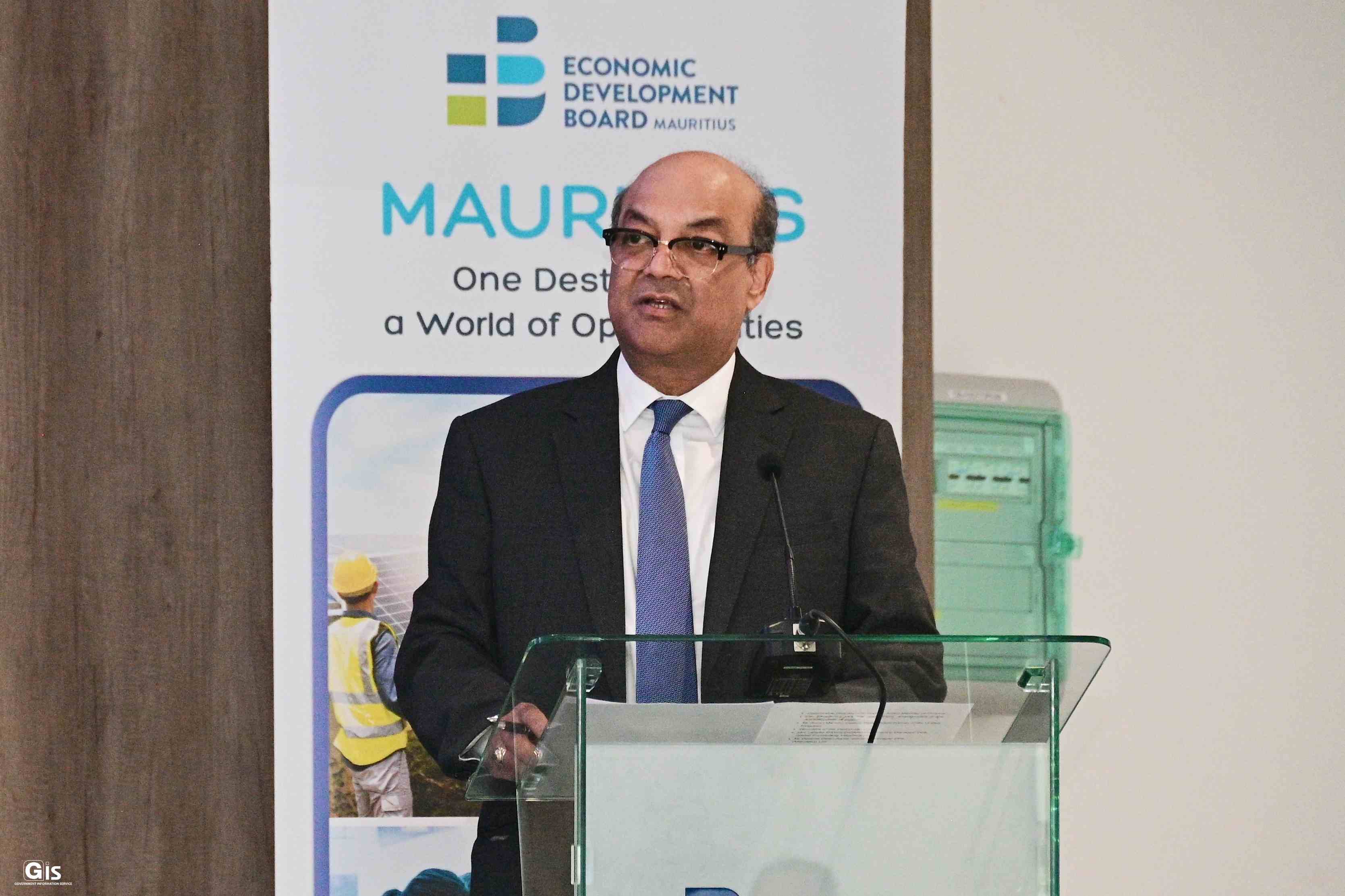 Trade Beyond Borders: Certificates awarded to women entrepeneurs