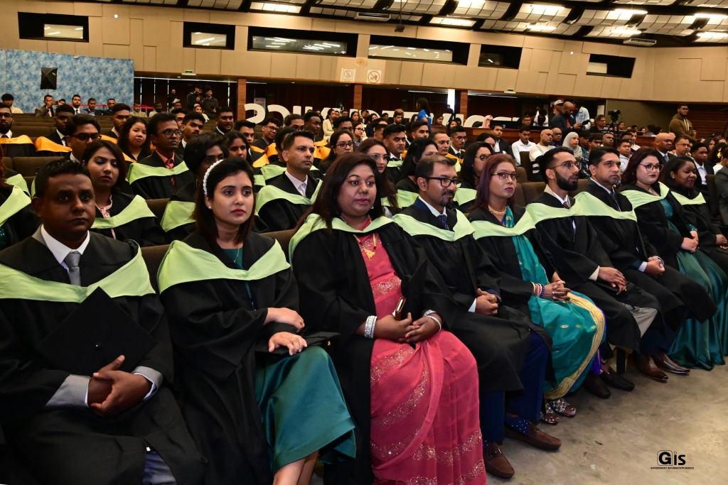 VPM Dookun-Luchoomun graces fourth Convocation ceremony of Polytechnics  Mauritius
